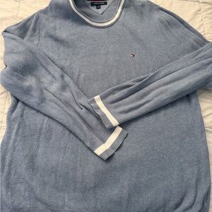 Tommy Hilfiger Men's Light Blue Crewneck Sweater